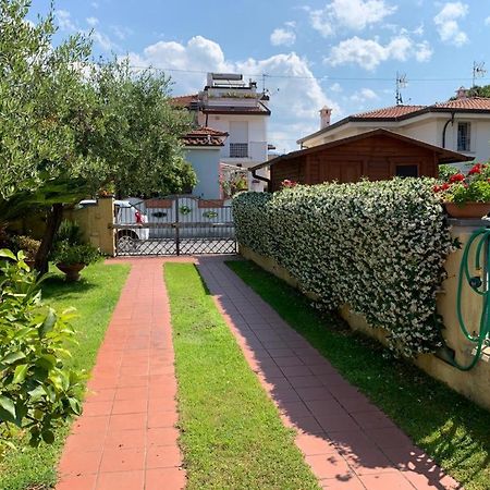 La Casina Dell'Annetta Villa Lido di Camaiore Kültér fotó