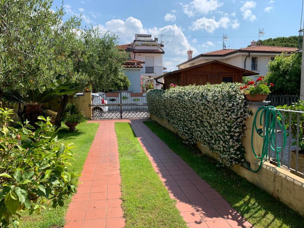 La Casina Dell'Annetta Villa Lido di Camaiore Kültér fotó